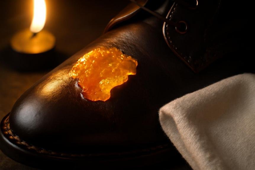 melt and absorb wax