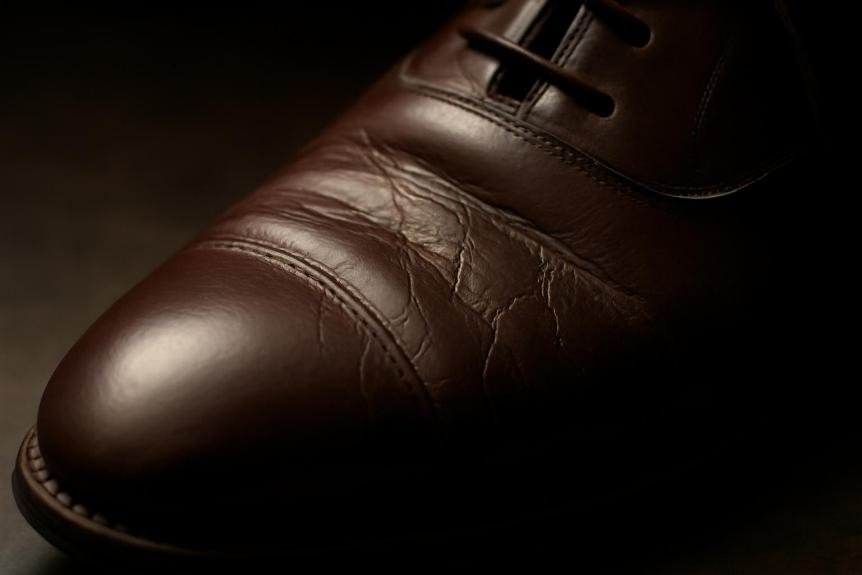 minimizing leather creases limitations